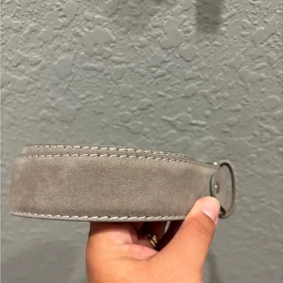 L.E.N suede belt